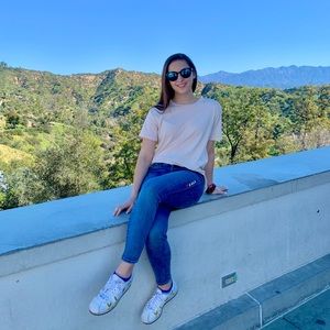 Meet your Posher, Evelyn